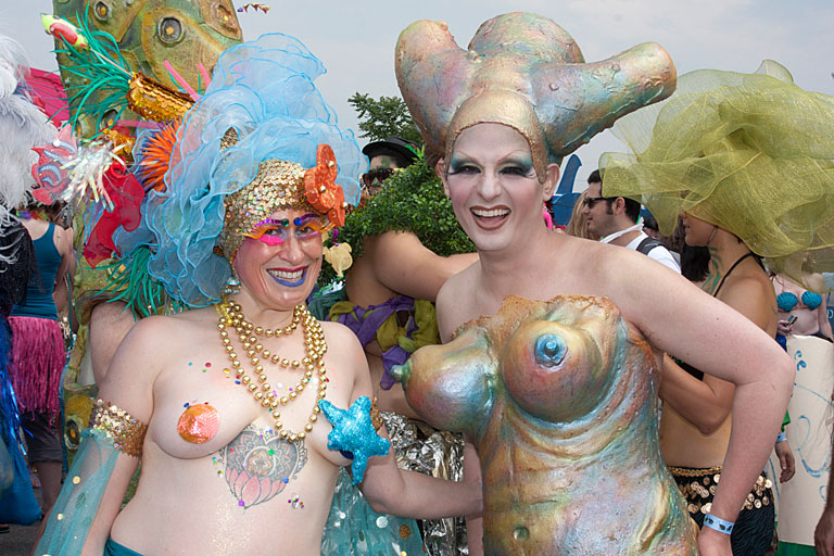 Mermaid pair